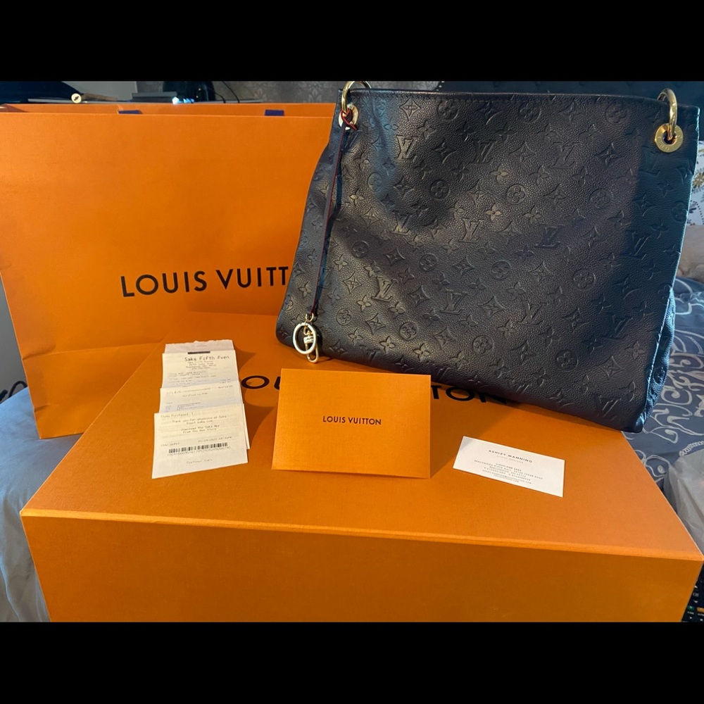 Artsy MM Louis Vuitton